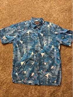 Cooke Street Hawaiian Islands Tropical Leaf Print Button Down Shirt Size Medium