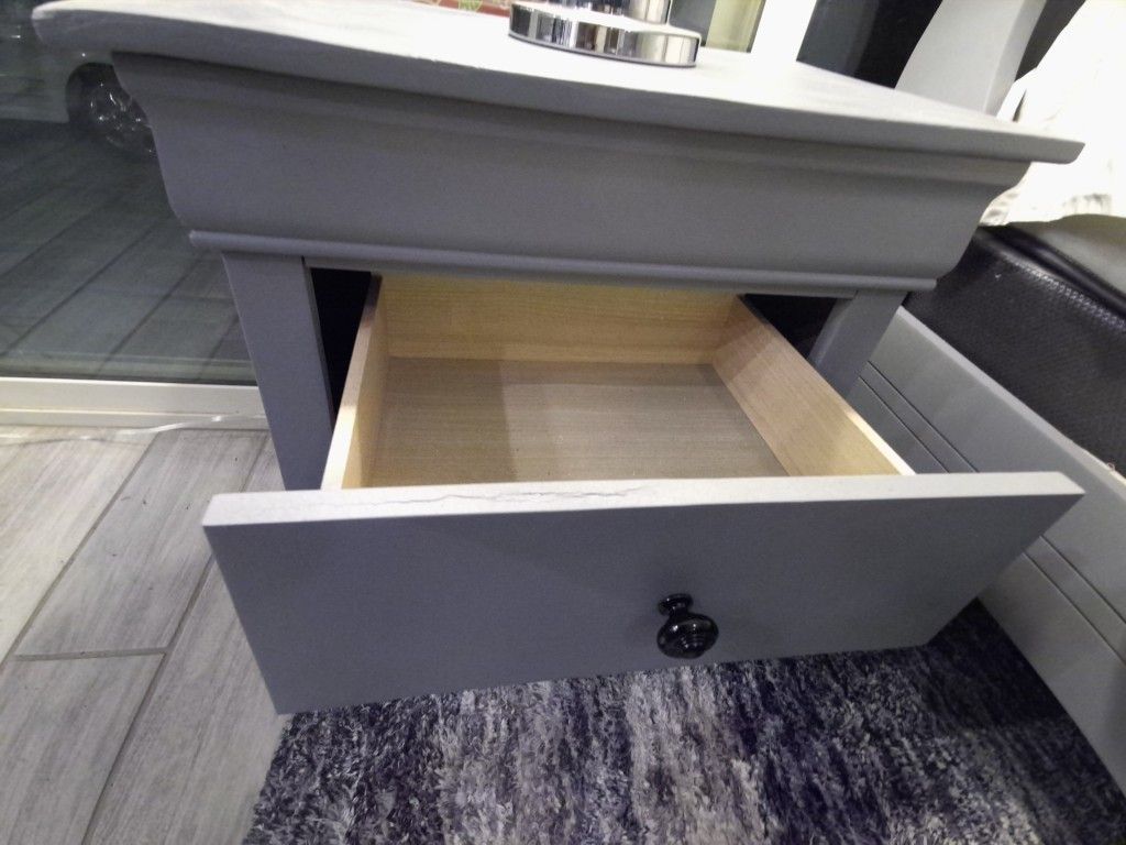 complete QUEEN size bedroom set W/mattress set and rug for Sale in