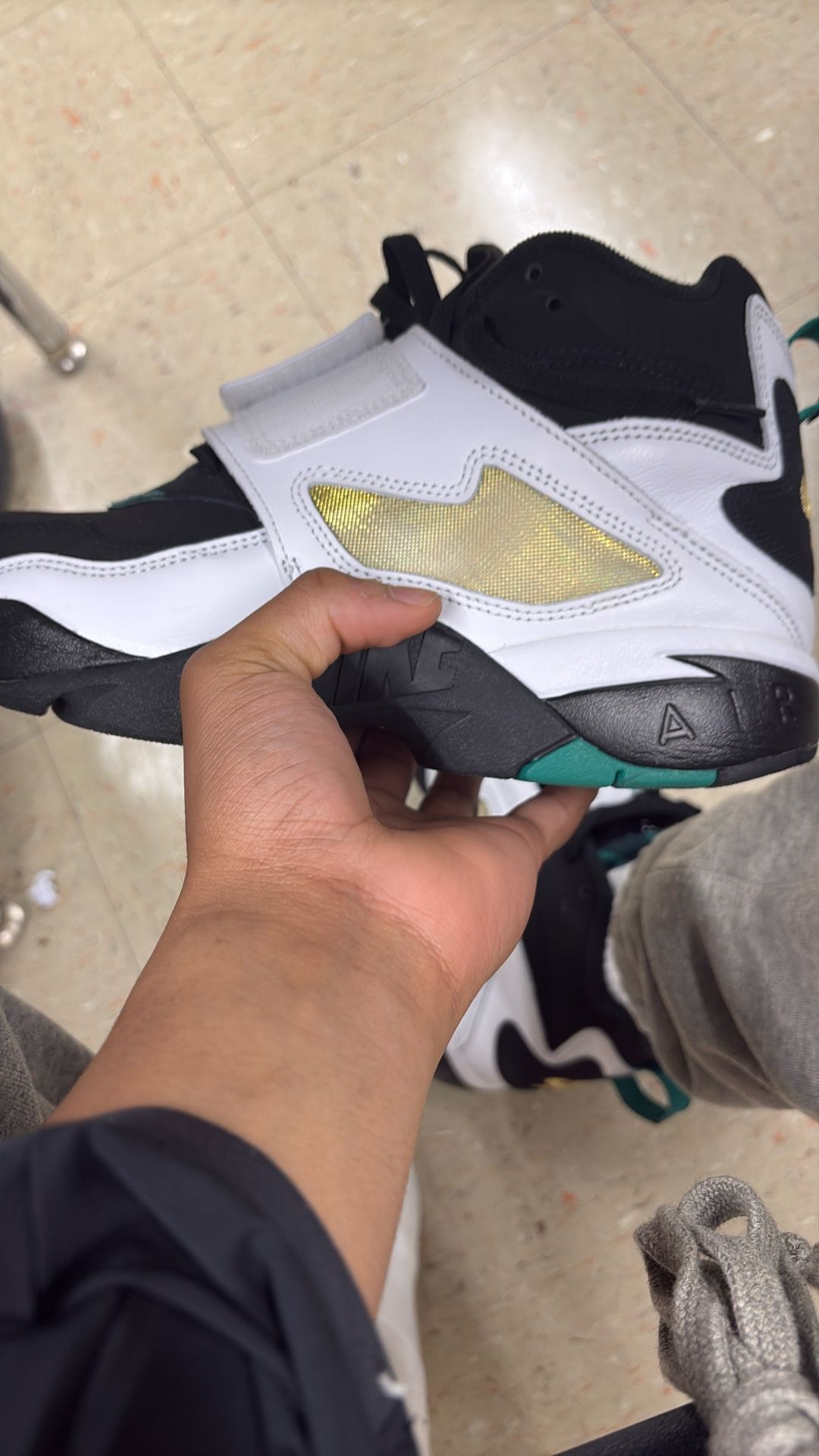 Nike Air Diamond Turf