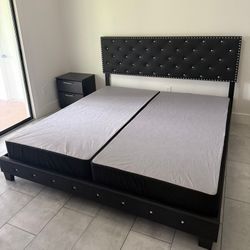 Brand New King Bed Frame - Cama King Nueva a Estrenar …. Fast 🚚