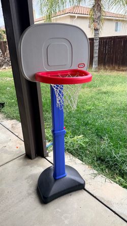 Little Tikes Kids Basketball Hoop
