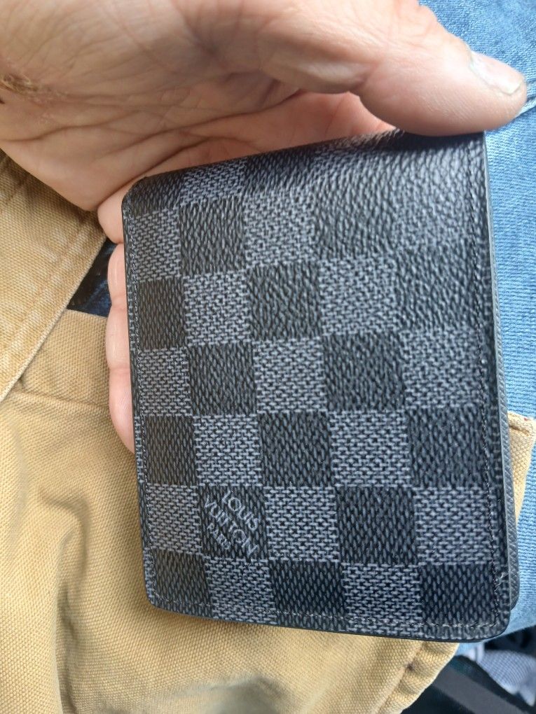 Louis Vuitton Mens Slender Wallet