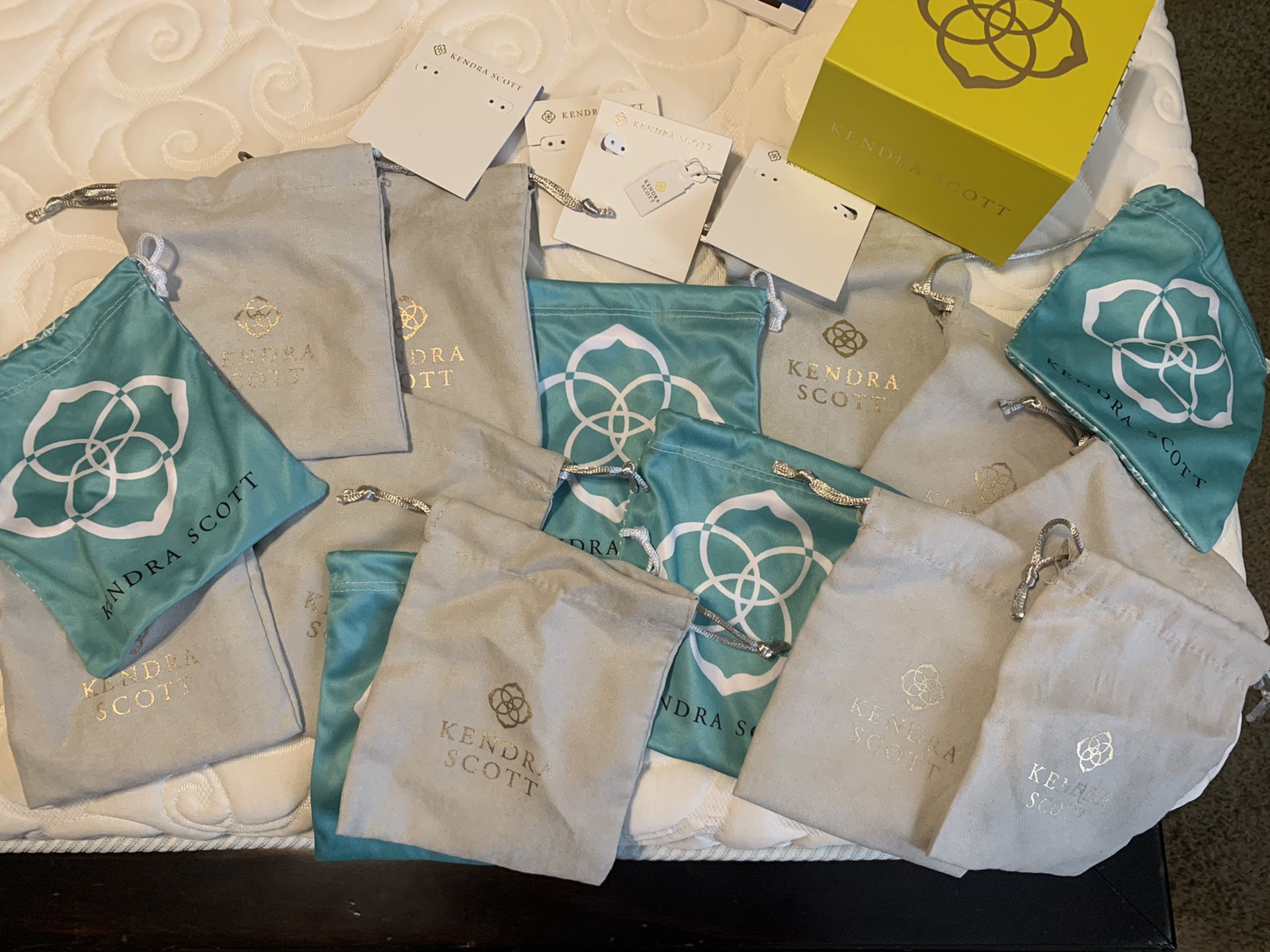 Misc bags / packaging Kendra Scott
