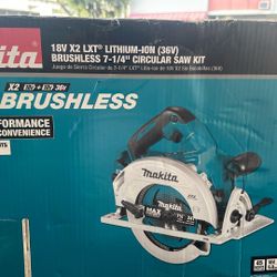 Makita Brushless 7-1/4” Circular Saw Kit.