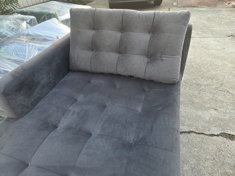 Lounge Couch 