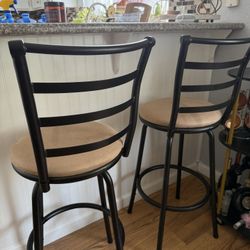 2 Stool High Chairs