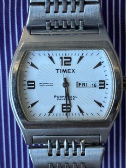 Vintage Timex Indiglo Perpetual Calendar  Sunburst Dial Large Wrist Watch