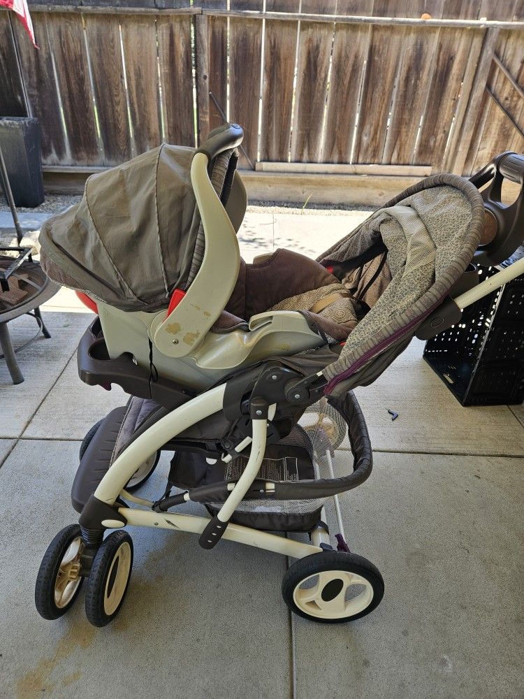 Laura Ashley stroller And Car Seat