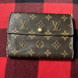 Louis Vuitton monogram long wallet 