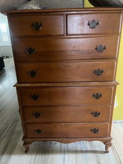 Wood dresser