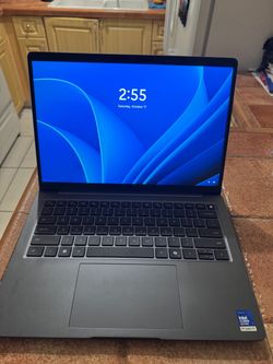 Dell Pro 5 Series 14 Laptop