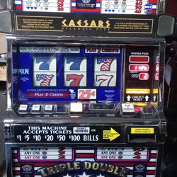 Slot Machine IGT Works GREAT!