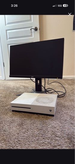 Gaming  console & monitor