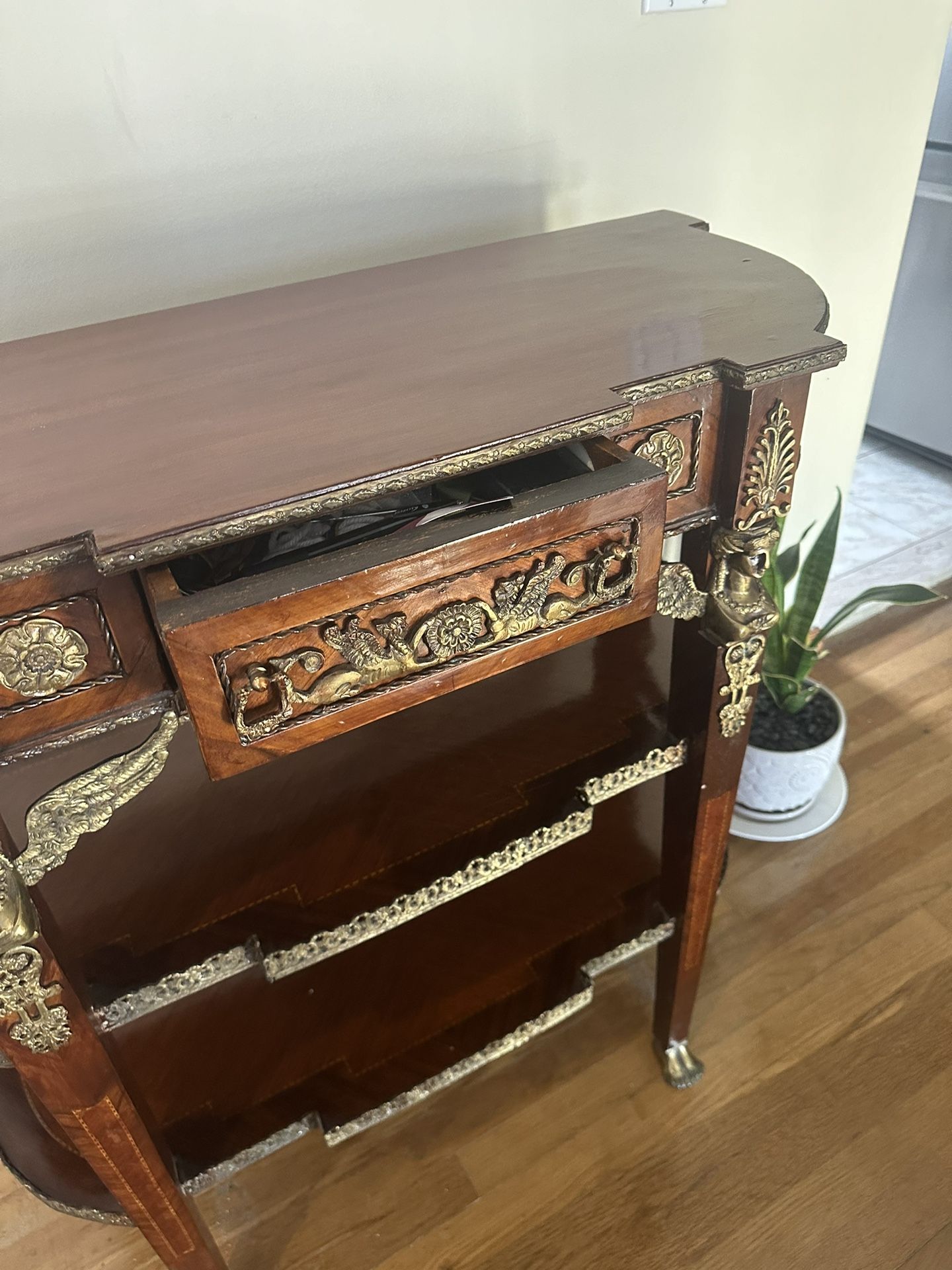 Beautiful Antique Table 