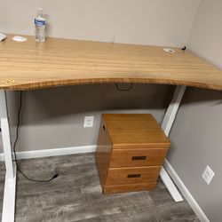 Electronic Desk- DEAL!! Pickup