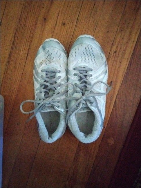 Tenis Shoes