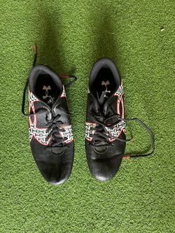 Under Armour Boys Soccer Cleat Size 5youth
