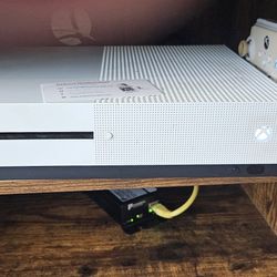 Xbox One And 3 Games