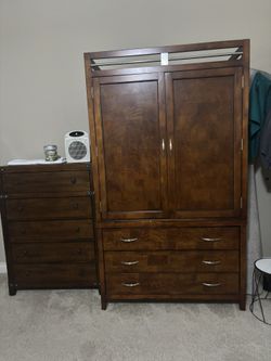 Real Wood Entertainment Set With Drawers