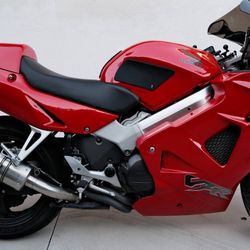 For Sale – 1999 Honda VFR800 Interceptor – $5,000