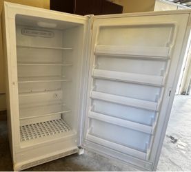 Frigidaire 16.6 Cu Ft Upright Frost-Free Freezer