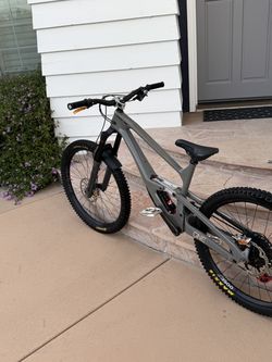 2024 cannondale enduro bike (mullet)