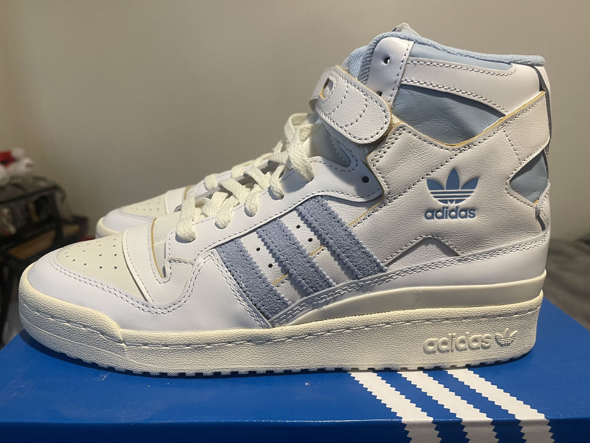 Adidas Forum 84