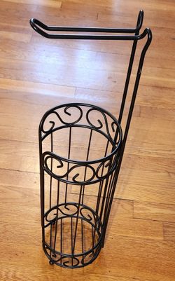 Free standing toilet paper holder w/ reserve