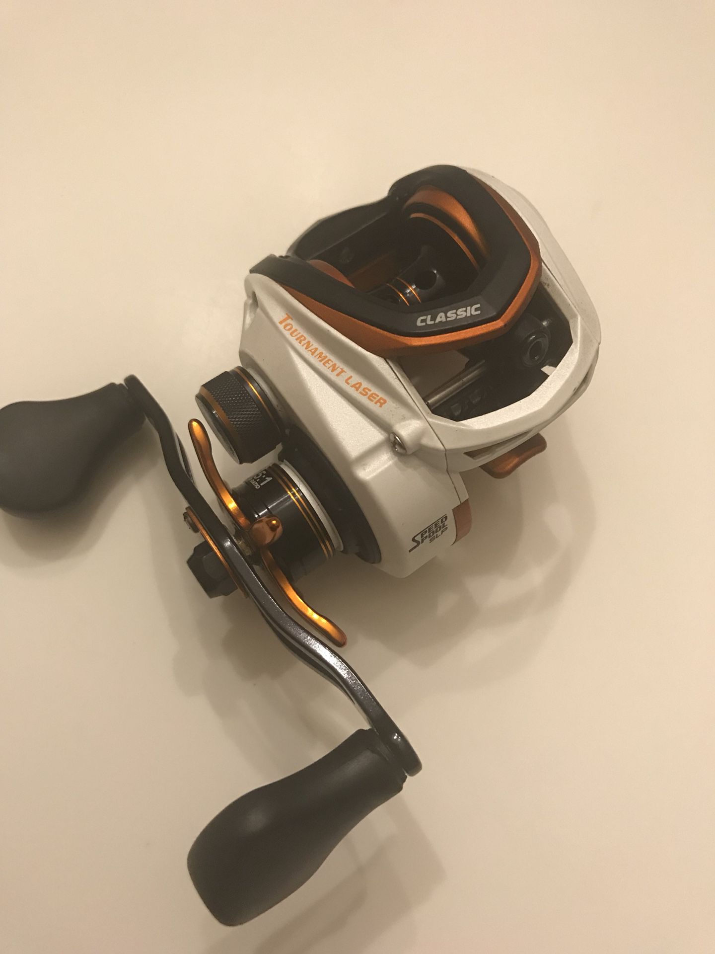 Lew's Tournament Laser Classic Speed Spool SLP right hand baitcaster  fishing reel for Sale in Arcadia, TX - OfferUp