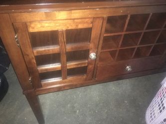 Wine dresser