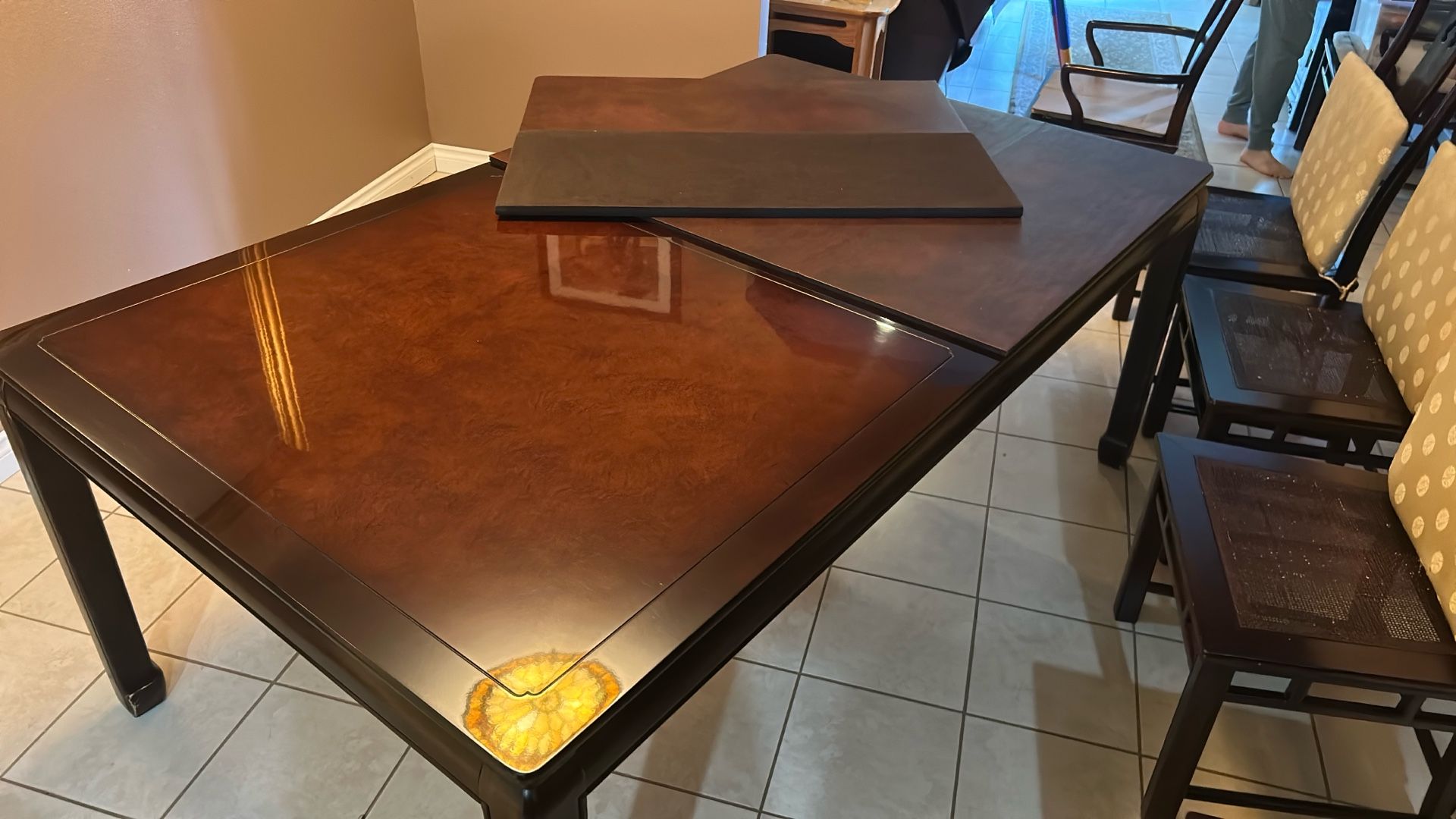 Dinning Room Table 