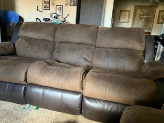 Reclining couches