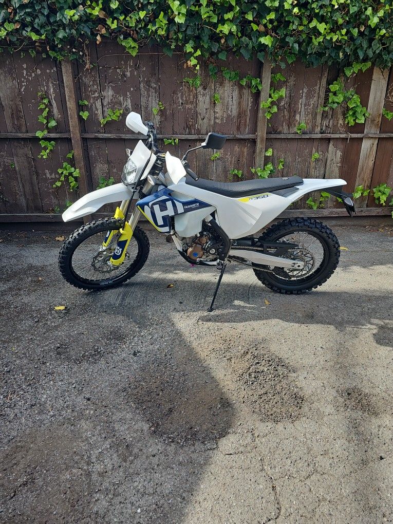 2018 Husqvarna 350 Fe Dual Sport Plated