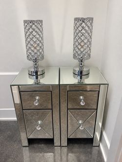 2 Mirrored Nightstands + 2 Matching Lamps — Pre-Owned