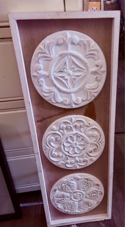 Wall decor frame