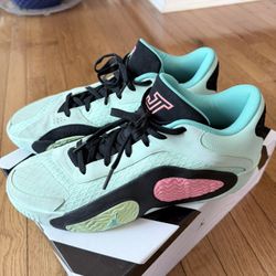 Jordan Tatum 2 Size 12 Men