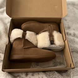 Children’s Uggs 