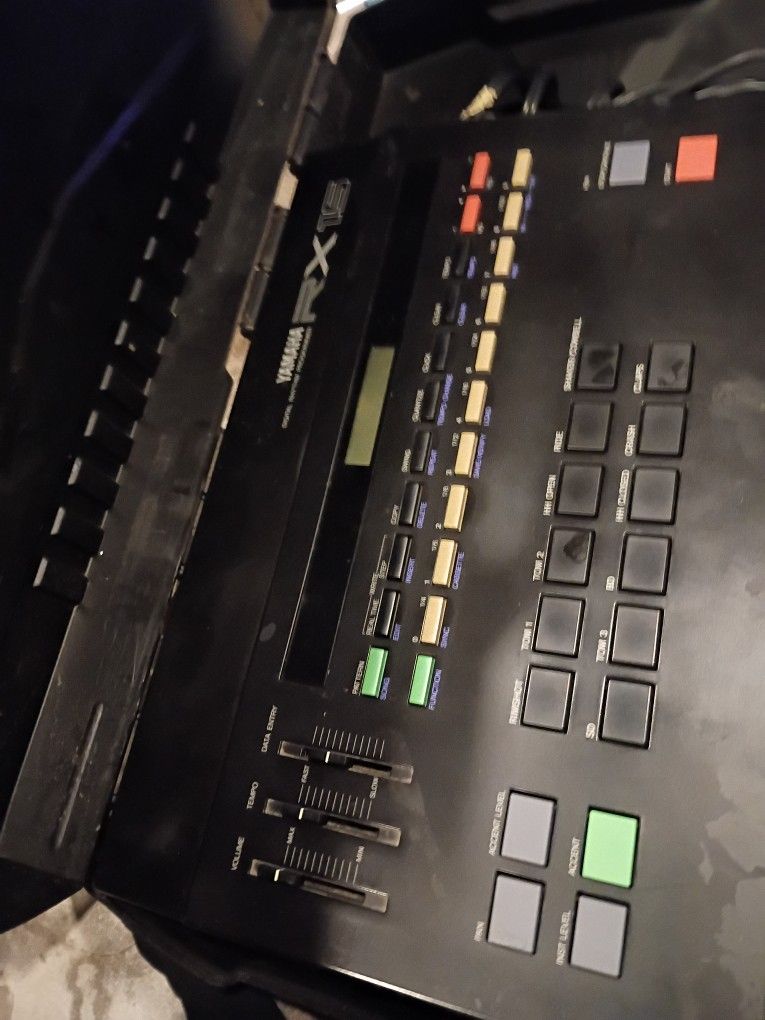 Yamaha Digital Rhythm Programmer 