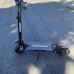 Electric scooter