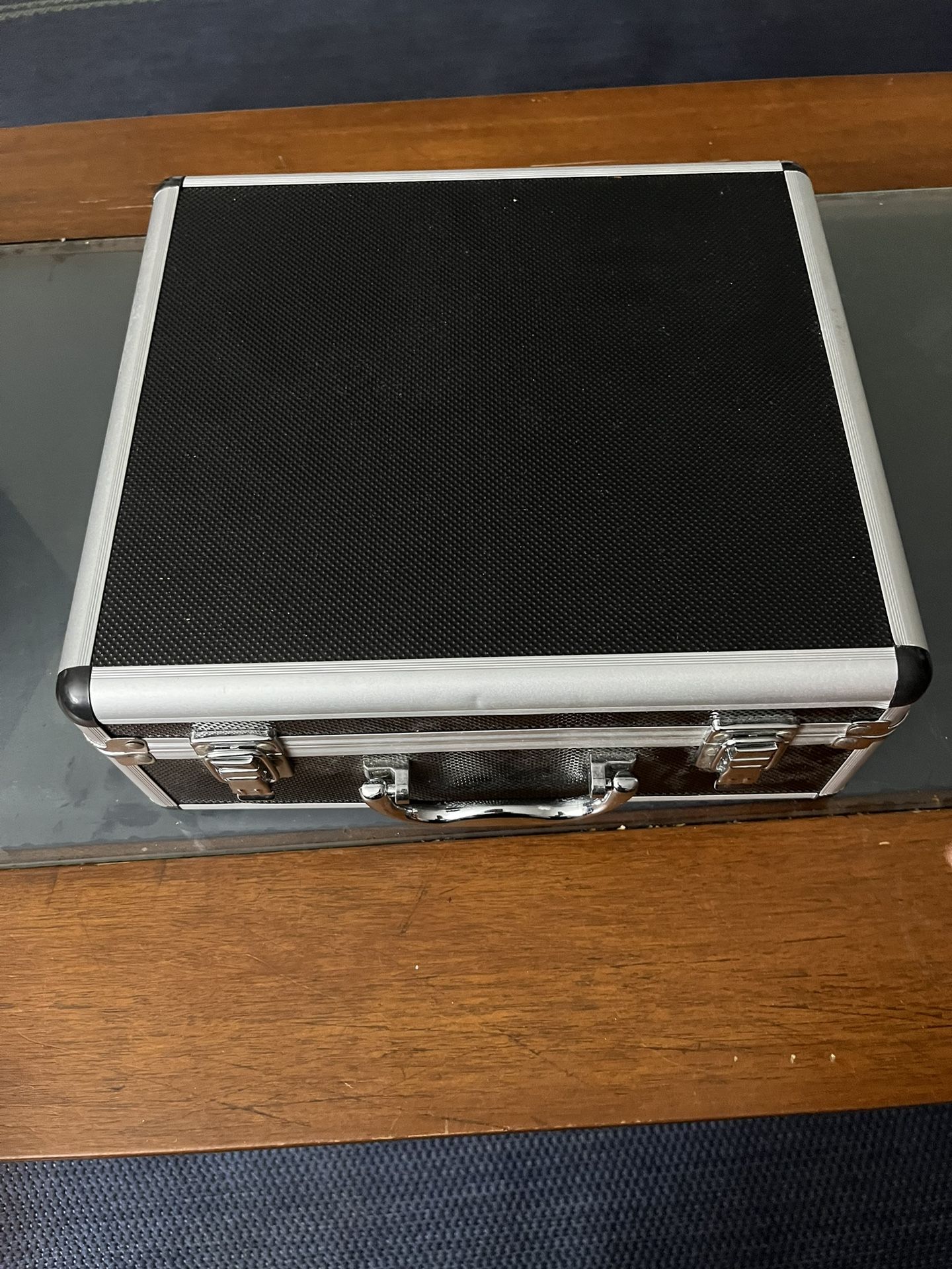 Mic with stand