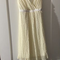 Elegant Off White Knee Length, Sleaveless Dress Size Small NWOT