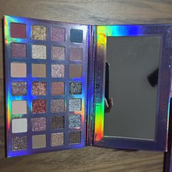 28 color eyeshadow palette