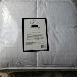 Royal Hotel Collection Dobby 300th Count 650 Fill Power 100%Egyptian Cotton Full Queen Size