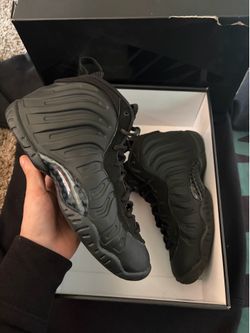 Nike Air Foamposite One Triple Black Size 6Y w/ Box – Clean Pair 🔥