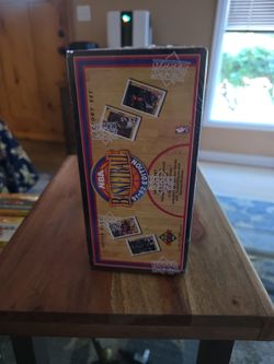 1991-92  inaugural Upper Deck factory set