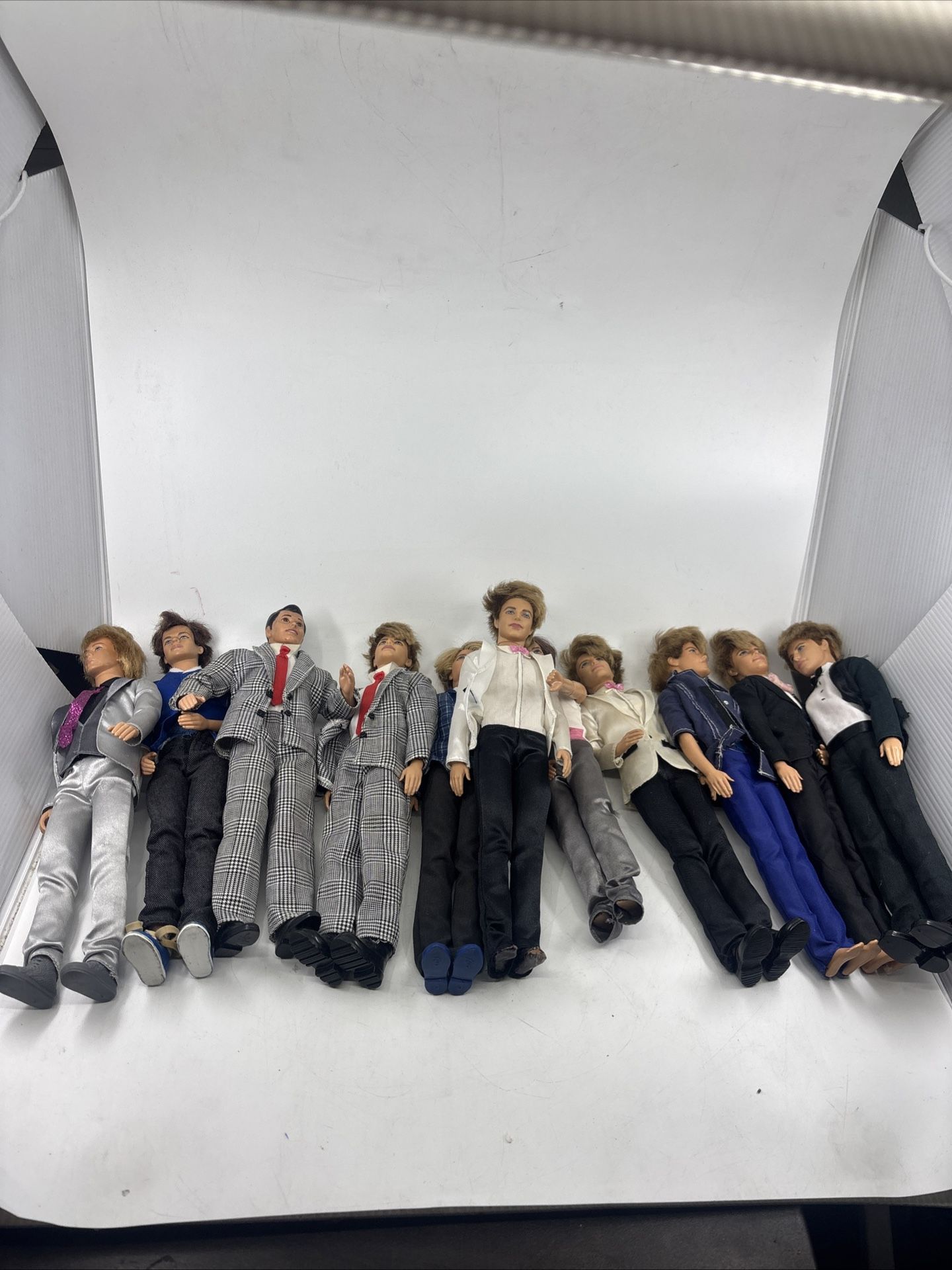 Lot 11 Ken Dolls Fashionistas All With Outfits! Great Variety