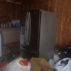 Stainless Steel Refrigerator Less Than 4 Years Old
