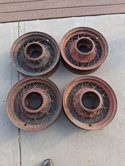 Original ford 1935, 16 inch,  spoke wheels