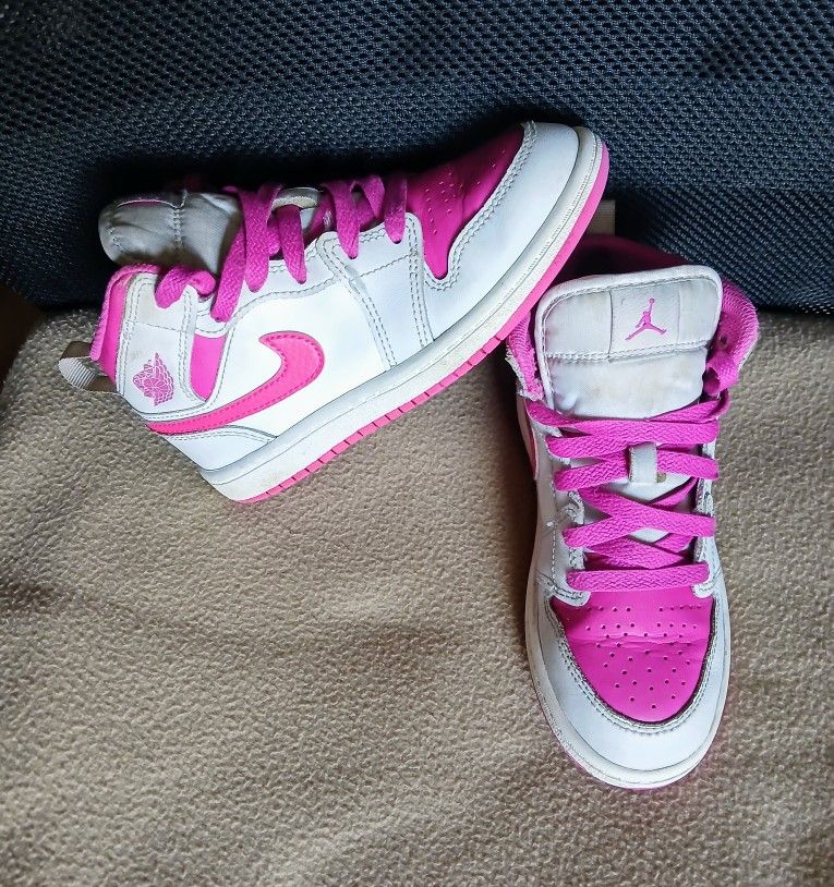 Kids Nike Jordan 1