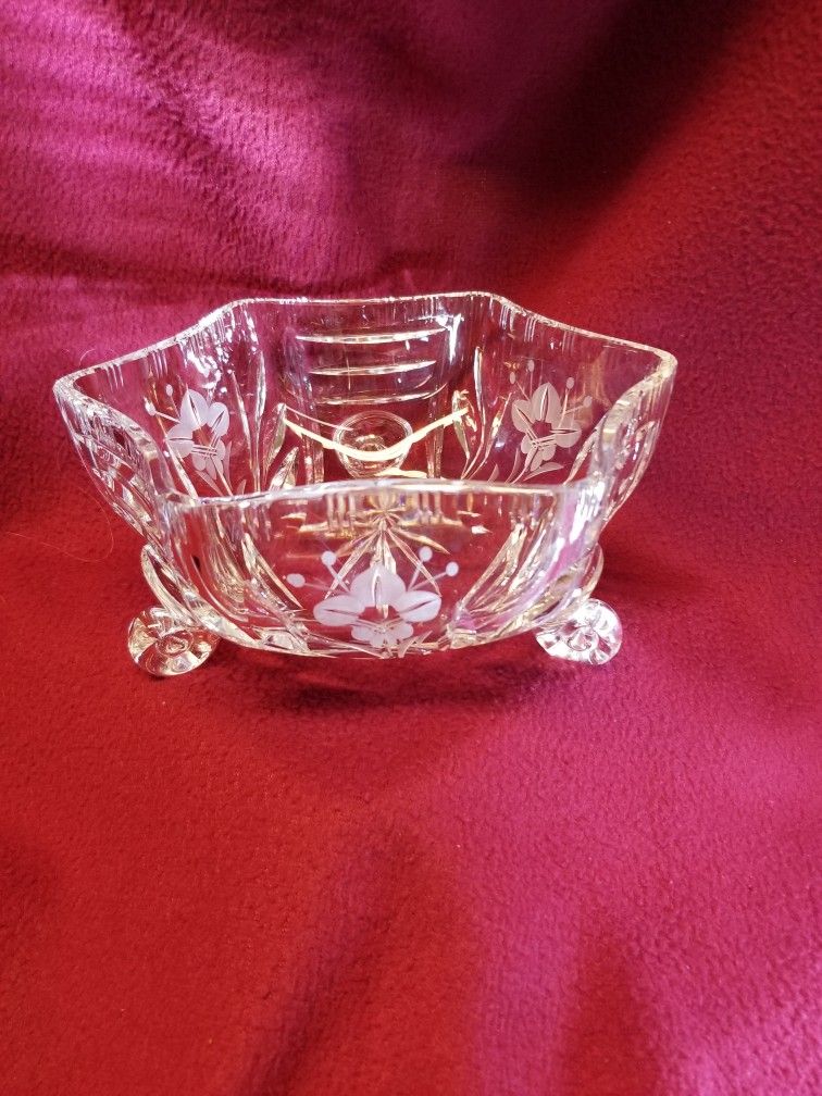 Hexagonal Crystal Etched Footed Bowl